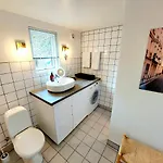 Neptun Studio-apartment With Terrace. アパート *