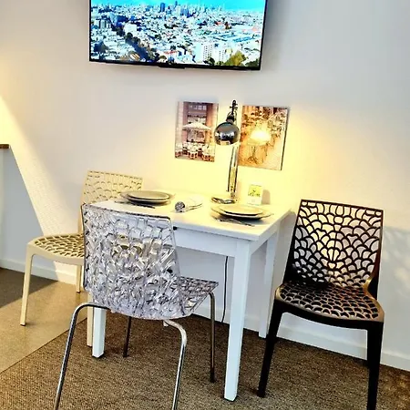 Studio Next To Cph Airport With Outdoor Space *