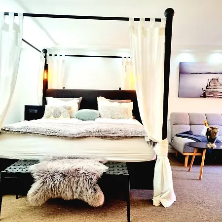 Neptun Studio-apartment With Terrace.