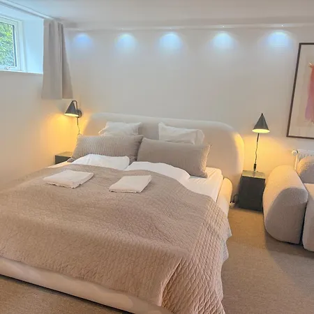 Next To Cph Airport With Outdoor Space Apartman