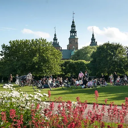 Apartman Next To Cph Airport With Outdoor Space Koppenhága