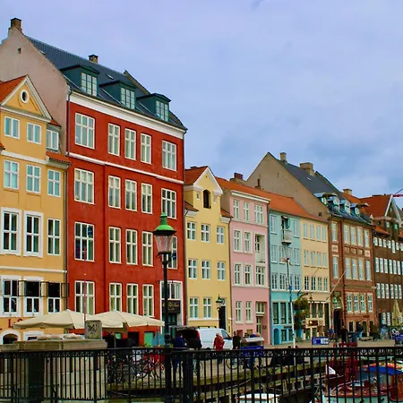 Next To Cph Airport With Outdoor Space Apartman *