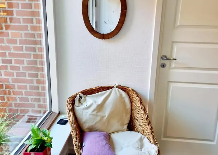 아파트 Neptun Studio-apartment With Terrace.