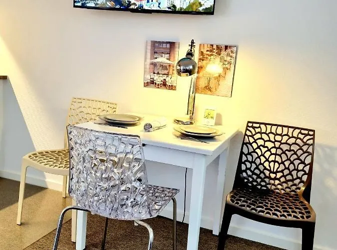 Neptun Studio-apartment With Terrace. *