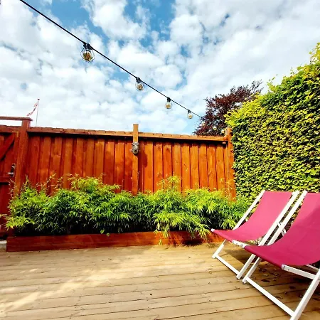 Neptun Studio-apartment With Terrace. Kopenhagen