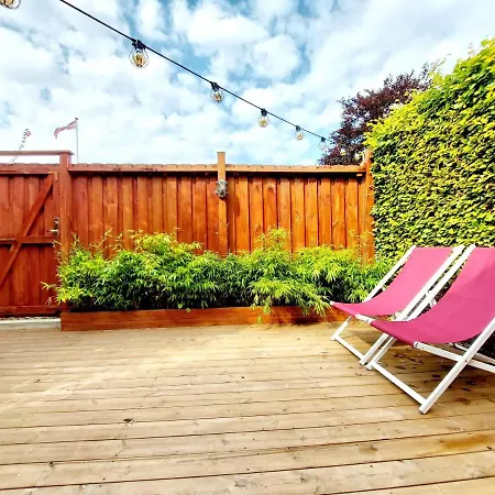 Neptun Studio-apartment With Terrace.