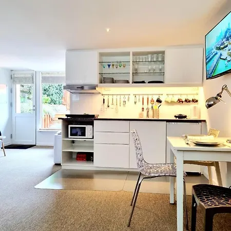 Neptun Studio-apartment With Terrace.