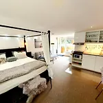 Διαμέρισμα Neptun Studio-apartment With Terrace. *